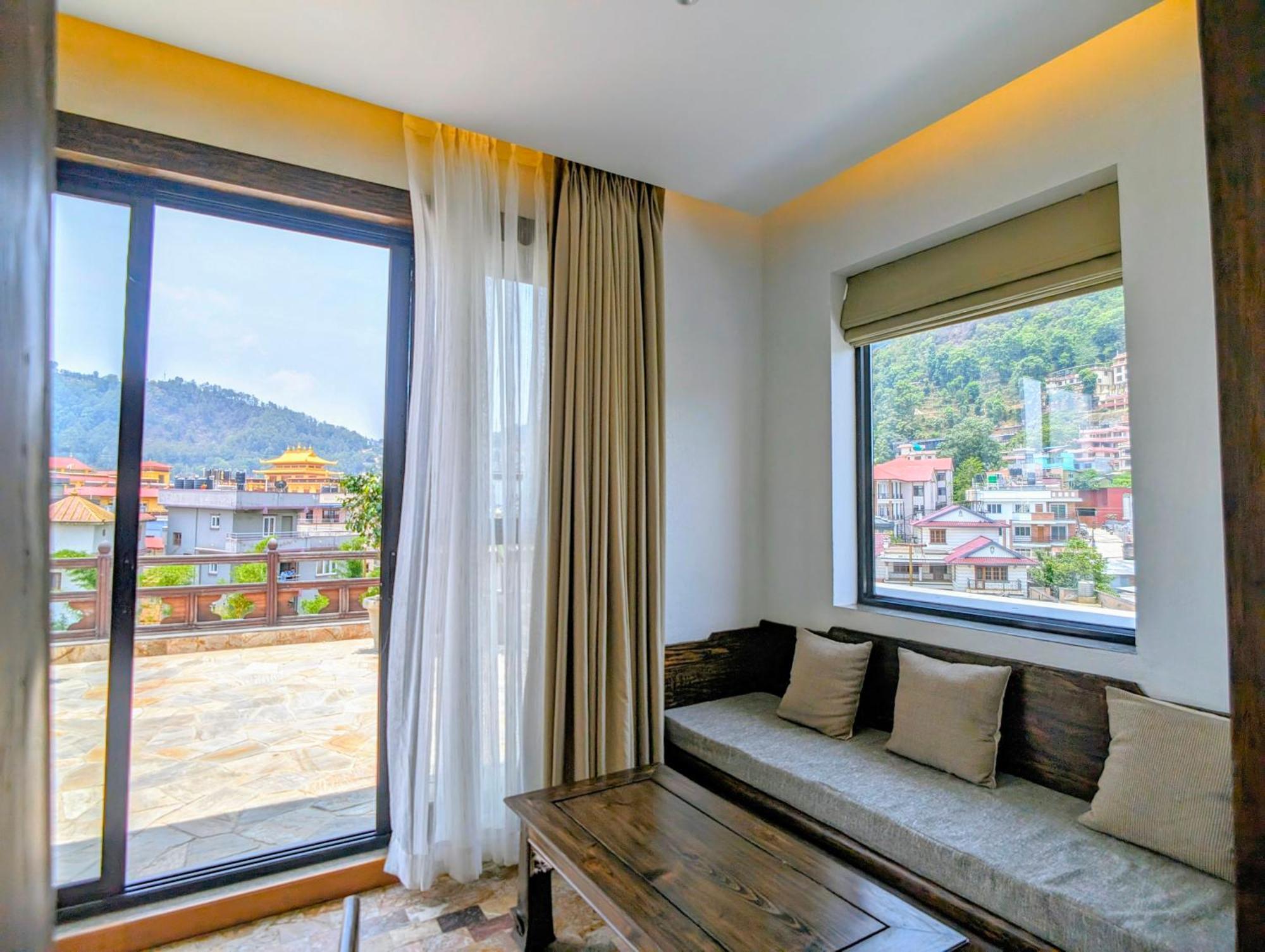 Uma Residence And Suites Катманду Экстерьер фото