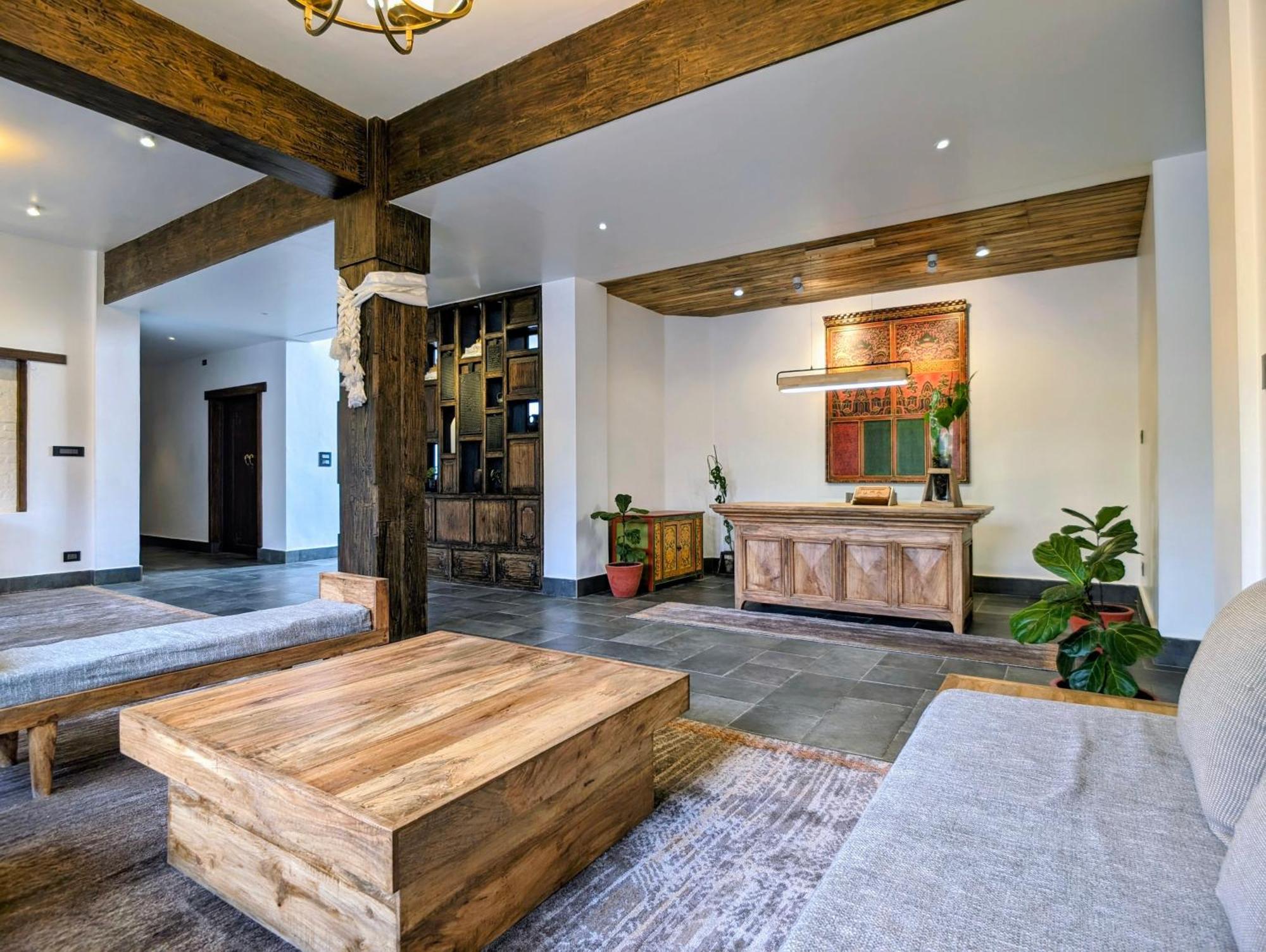 Uma Residence And Suites Катманду Экстерьер фото
