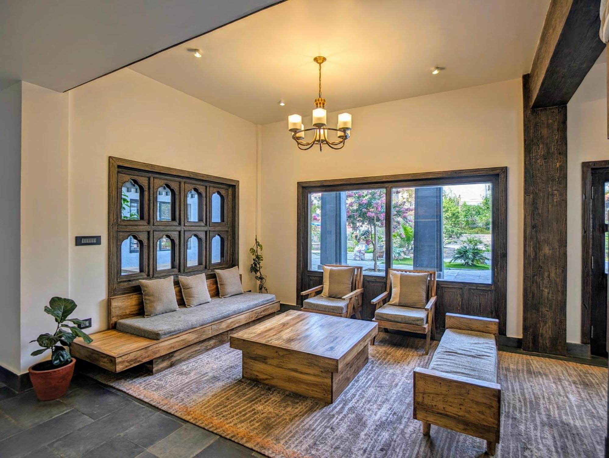 Uma Residence And Suites Катманду Экстерьер фото