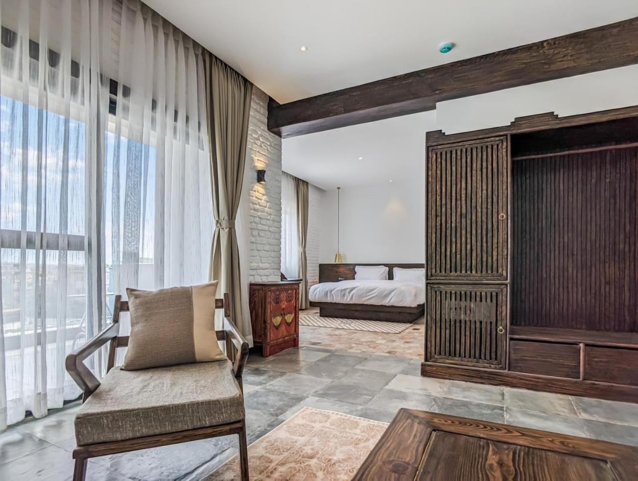 Uma Residence And Suites Катманду Экстерьер фото